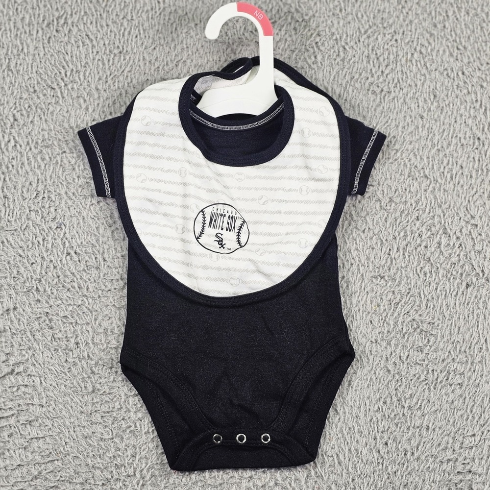 Chicago White Sox One-piece Boys 0-3 Months MLB Baseball Genuine Merchandise Bib